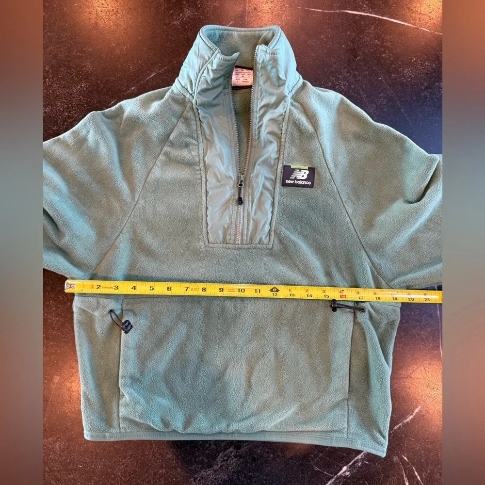 New Balance XS Green Women’s Half Zip Fleece Pullover - Picture 8 of 10